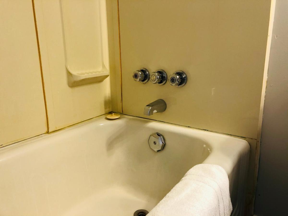 Downtown Whitehorse 2 Bedroom House Εξωτερικό φωτογραφία