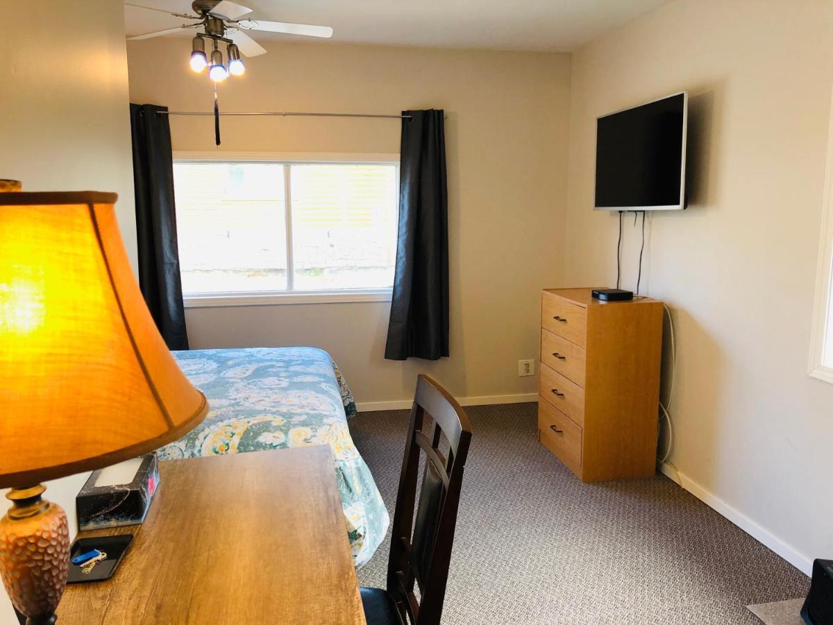Downtown Whitehorse 2 Bedroom House Εξωτερικό φωτογραφία